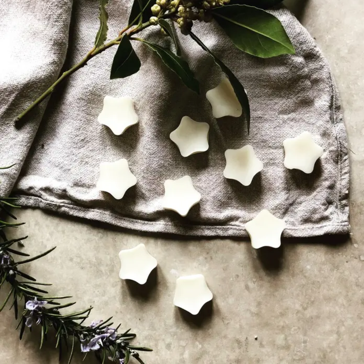 Bay & rosemary wax melts - pack of 10