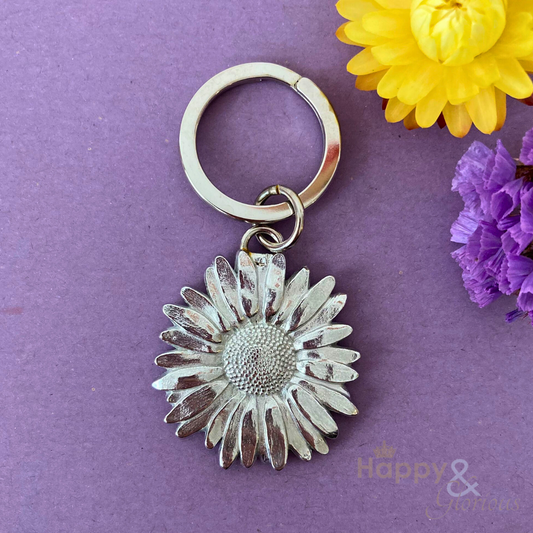 Pewter daisy keyring - handmade by Lancaster & Gibbings