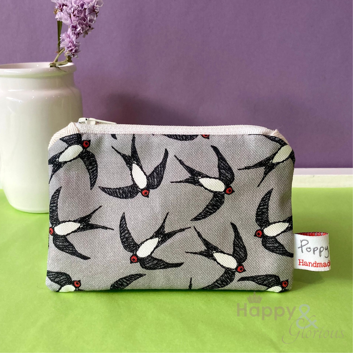 Small swallows purse