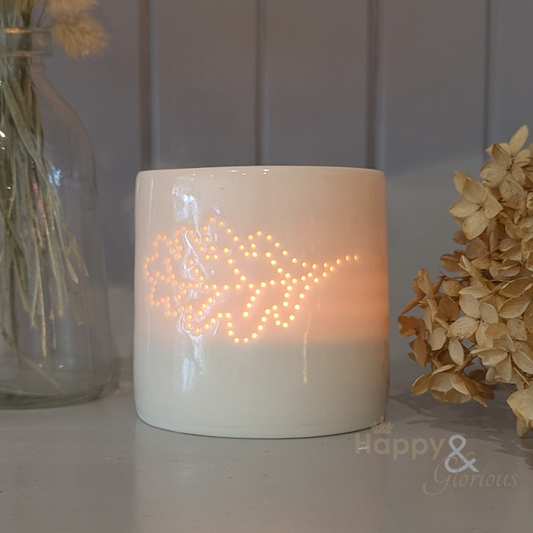 Porcelain oak leaf tealight candle holder by Luna Lighting
