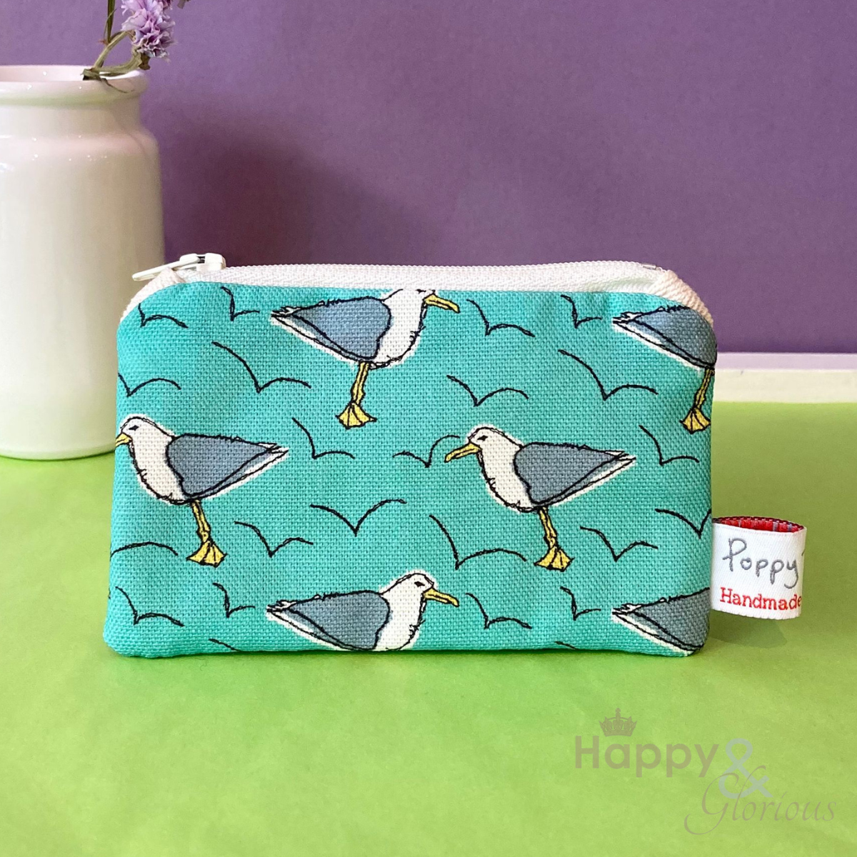 Small cheeky seagull purse