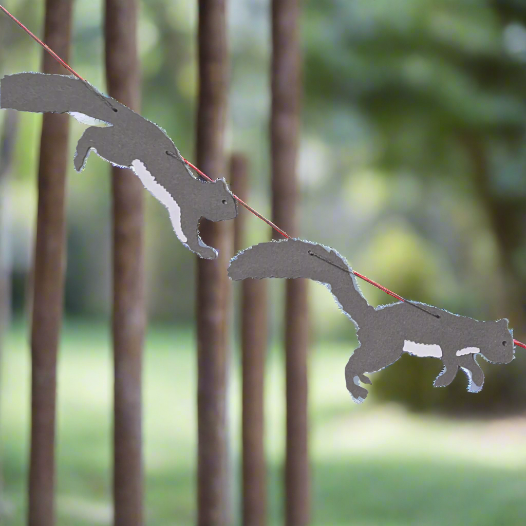 Jolly paper bunting - Cheeky squirrels