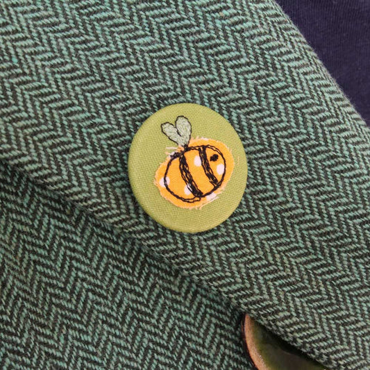 Embroidered bee brooch