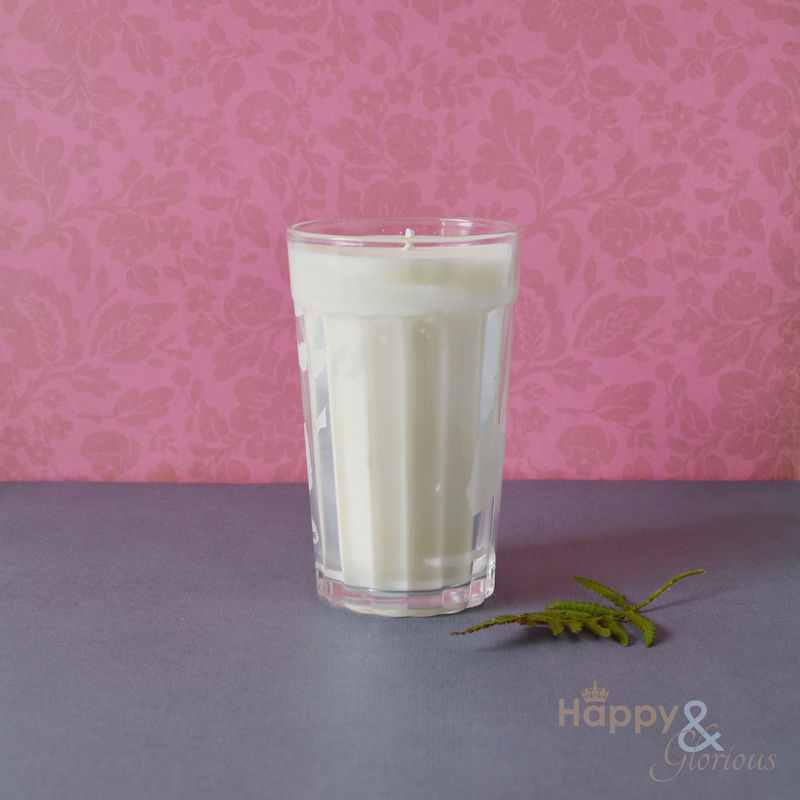 Mulled Pear & Spices scented soy wax candle