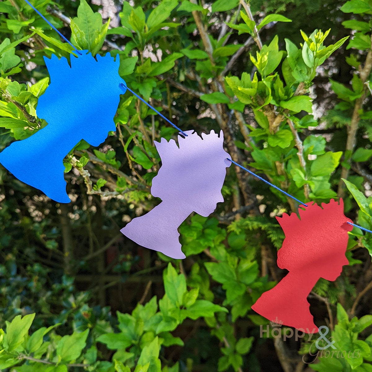 Jolly paper bunting - queen silhouettes