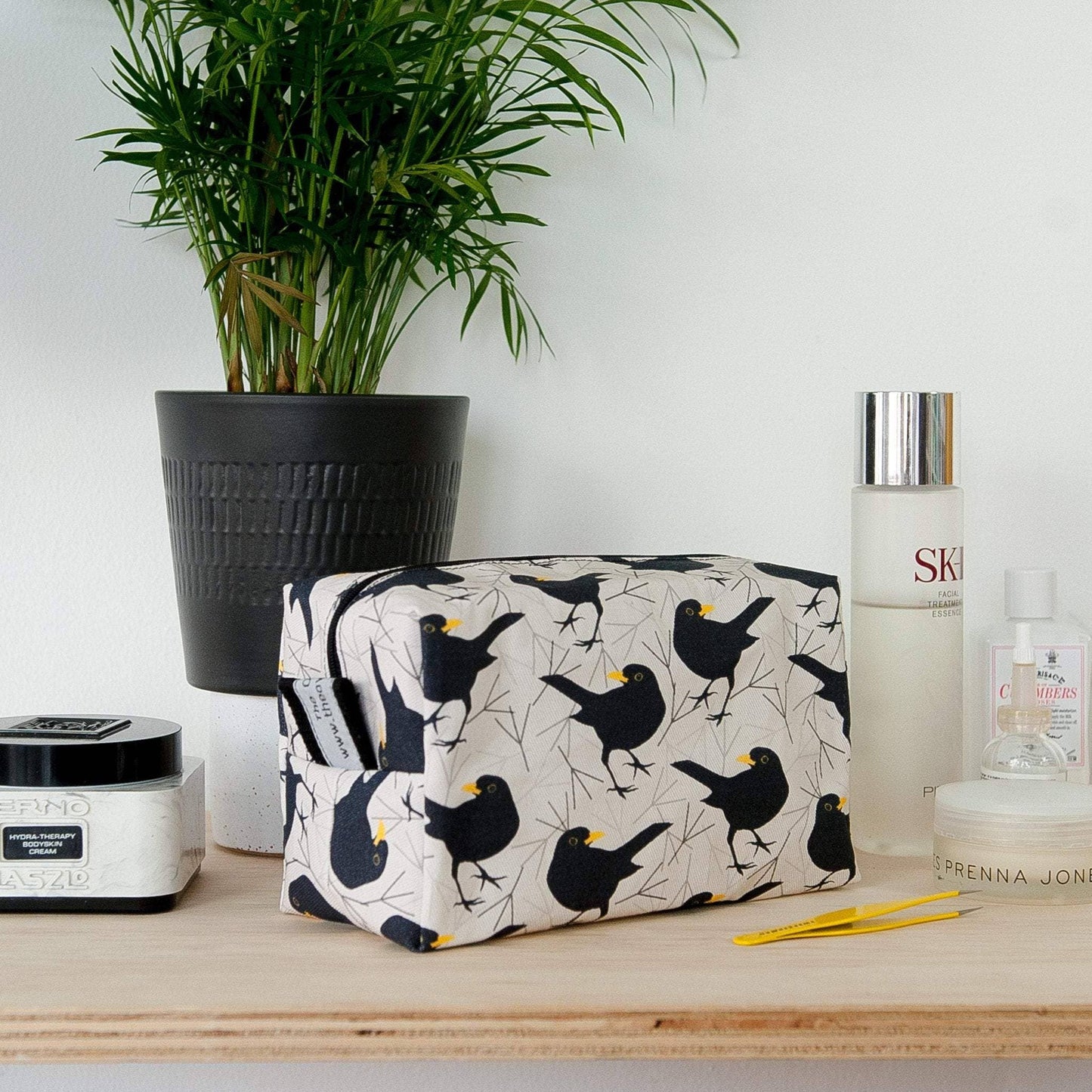 Blackbird print washbag