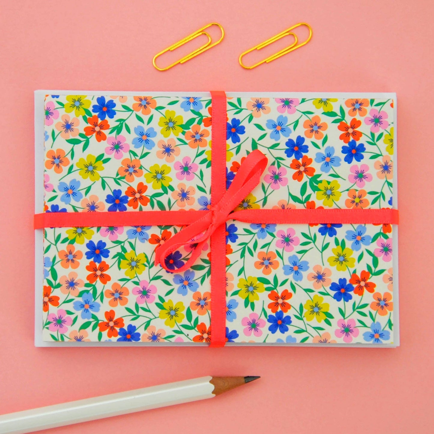 Set of eight floral notecards