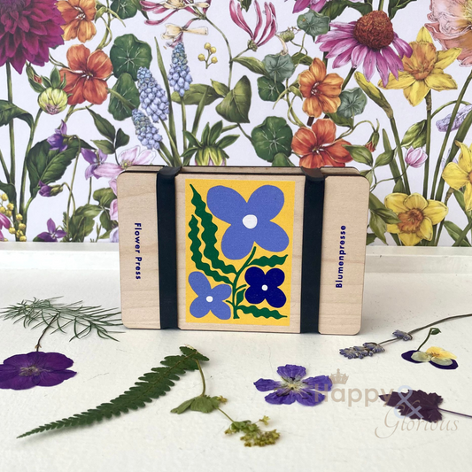 Blue smock pocket flower press