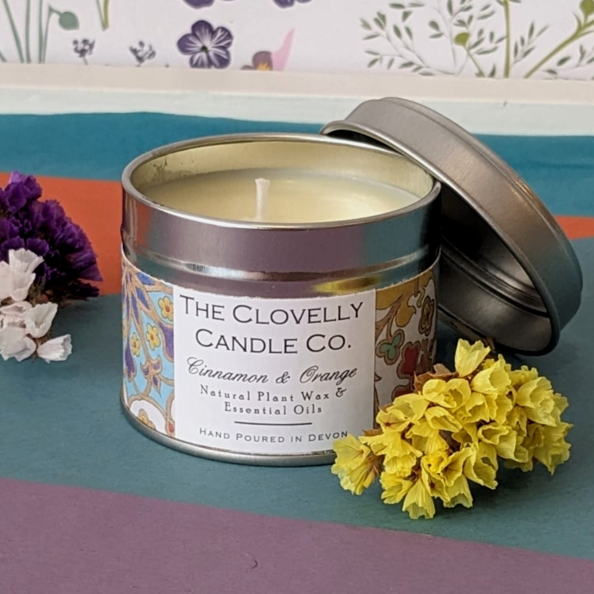 Clovelly cinnamon & orange essential oil candle in tin