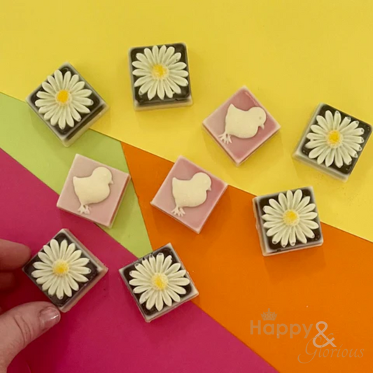 Chocolate daisies & chicks gift box