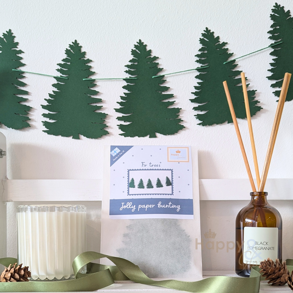Jolly paper bunting - Fir trees