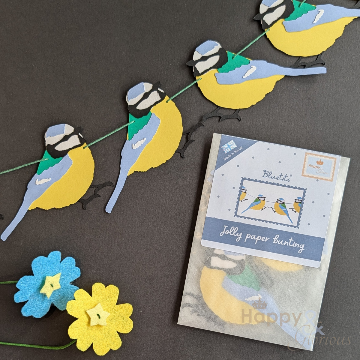 Jolly paper bunting - Bluetits