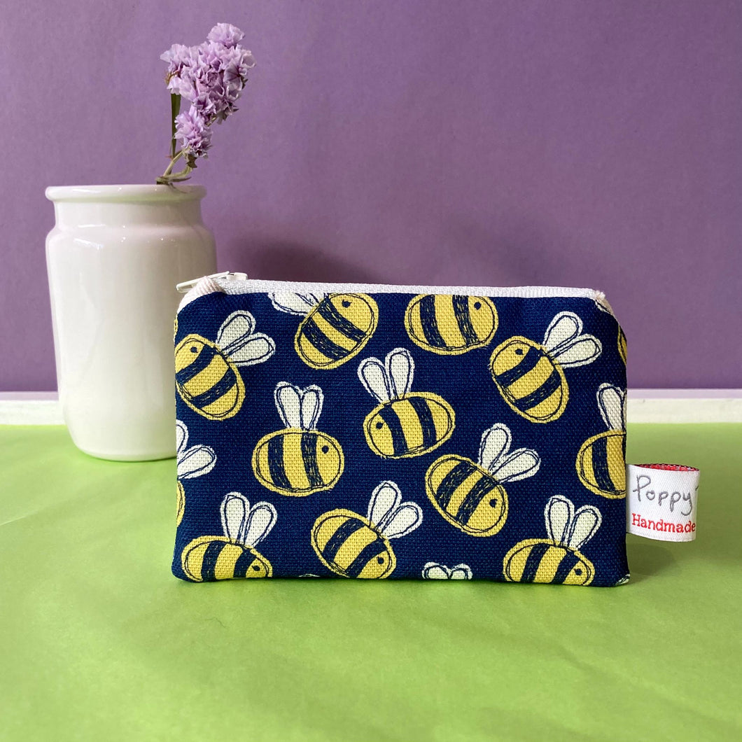 Small busy bee purse