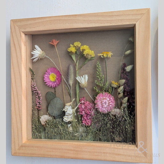 Dried flower frame workshop - Tuesday 2nd February - 6.30-8.30pm