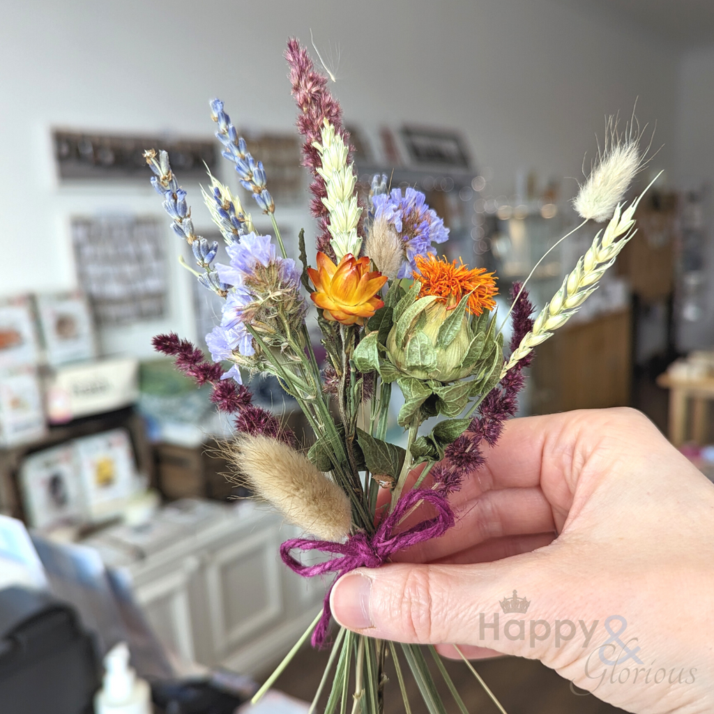 Mini hand tied dried flower posy Happy & Glorious