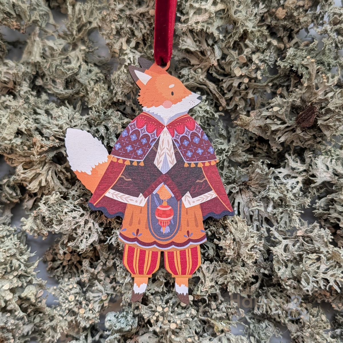 Folk animals Christmas decoration