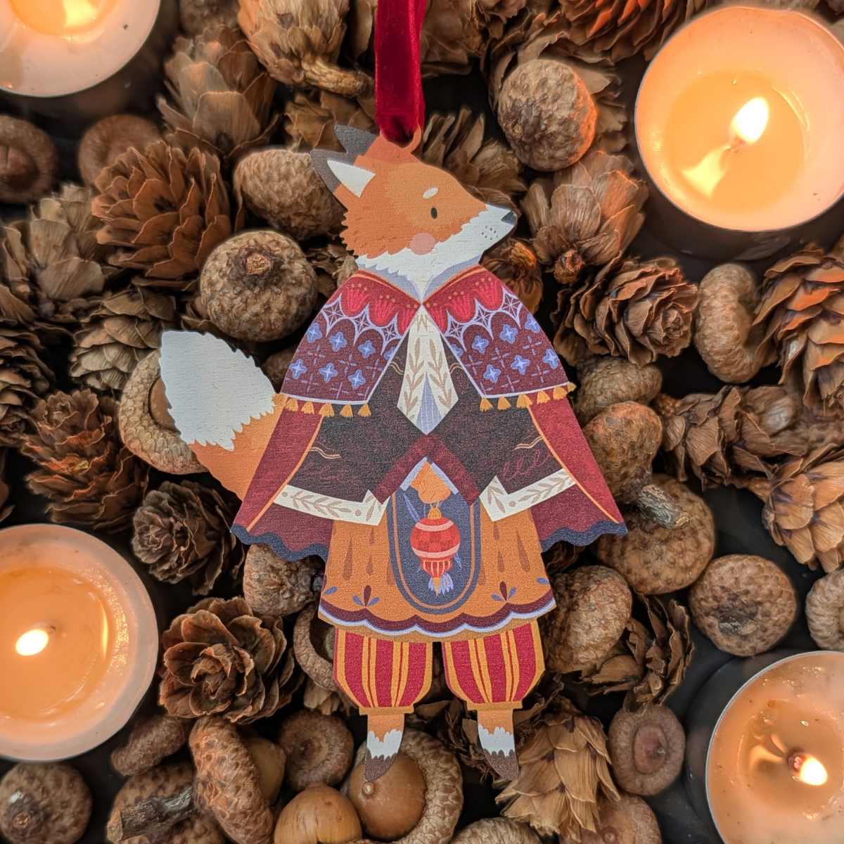 Folk animals Christmas decoration