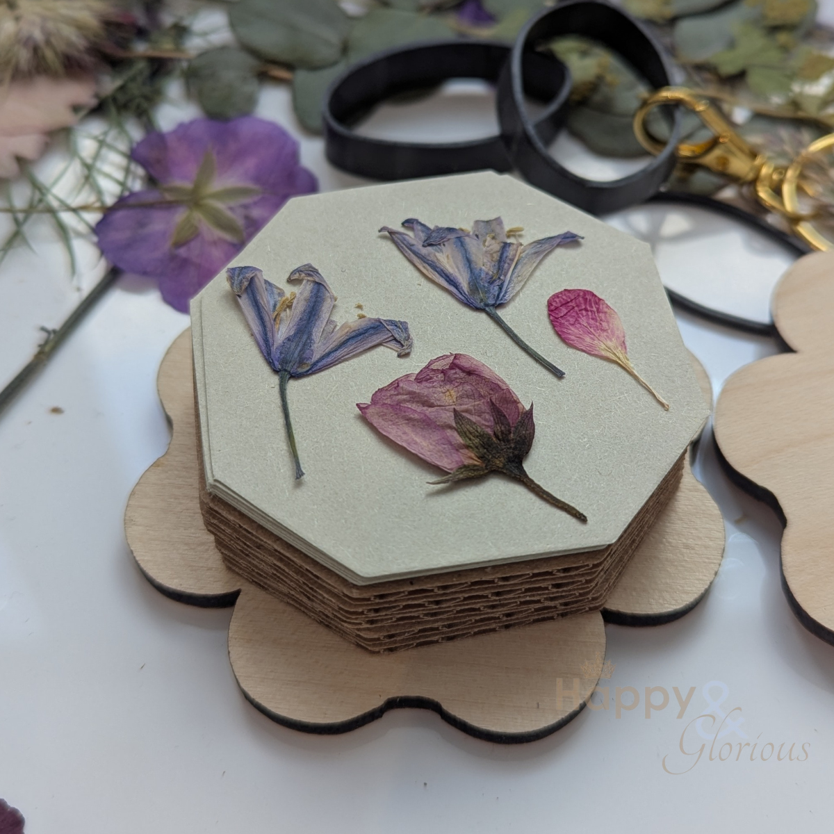 Flower press keyring - pinks & blues