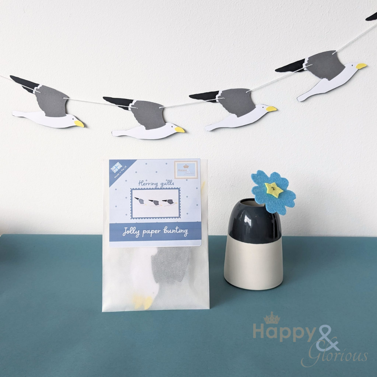 Jolly paper bunting - Herring gulls