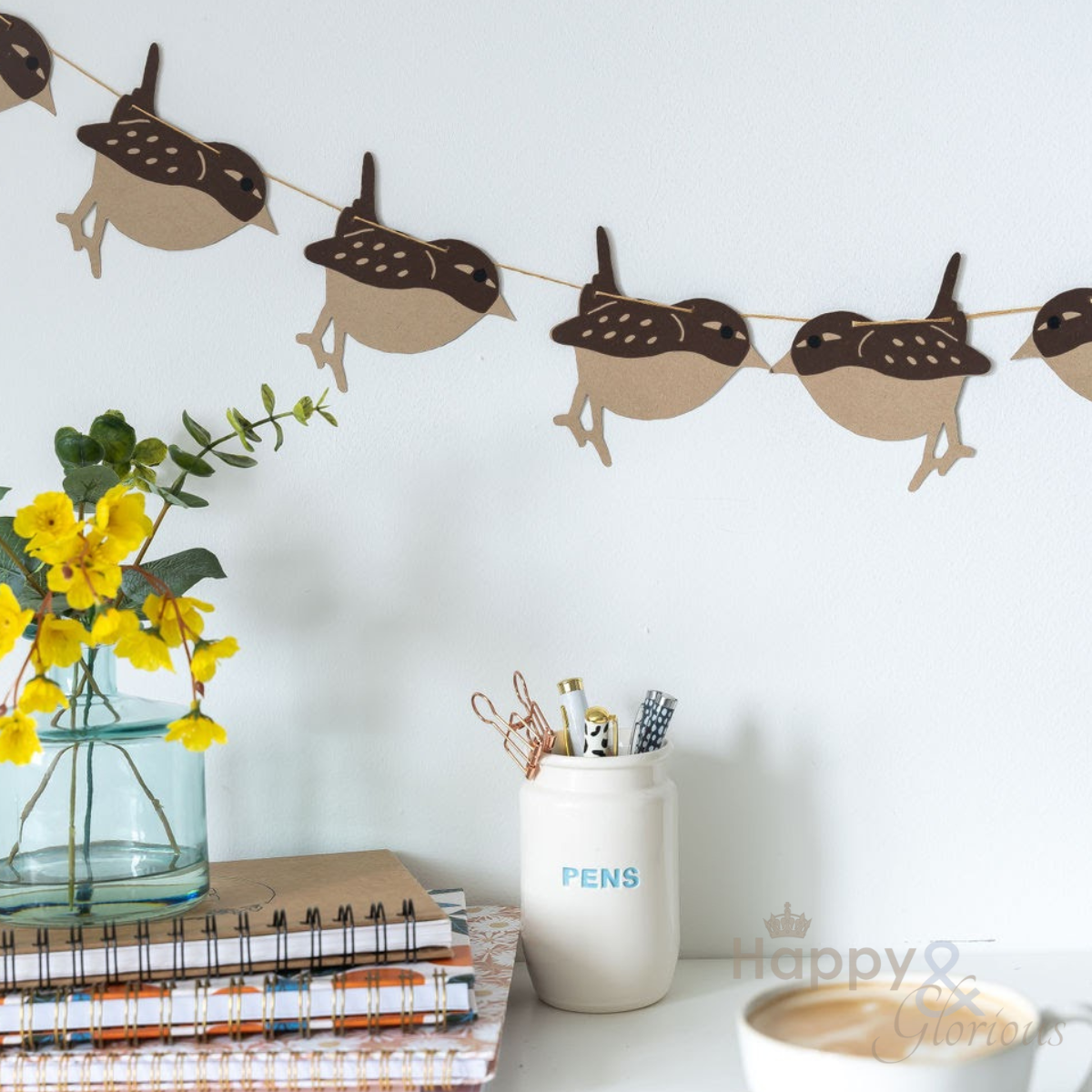 Jolly paper bunting - wrens