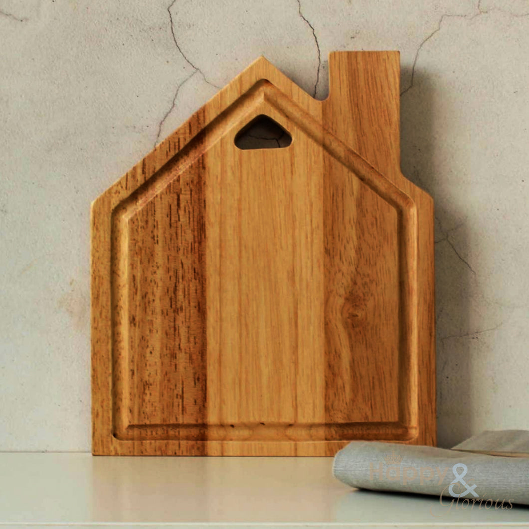 Little wooden house chopping board