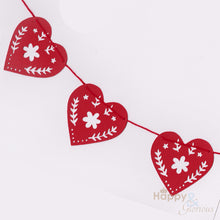 Jolly paper bunting - red Nordic hearts