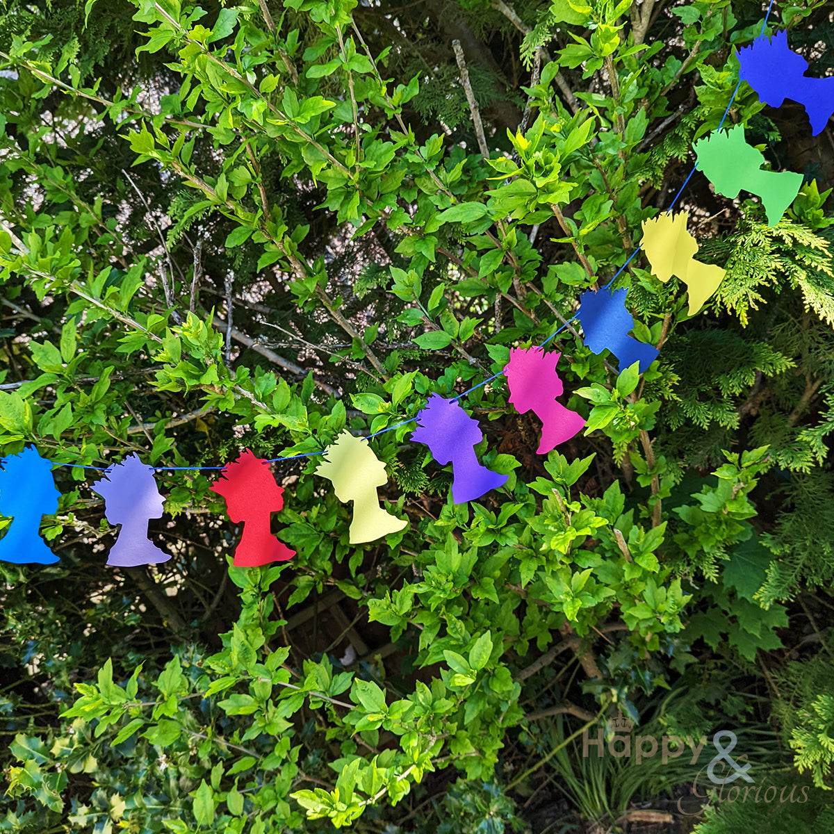Jolly paper bunting - queen silhouettes